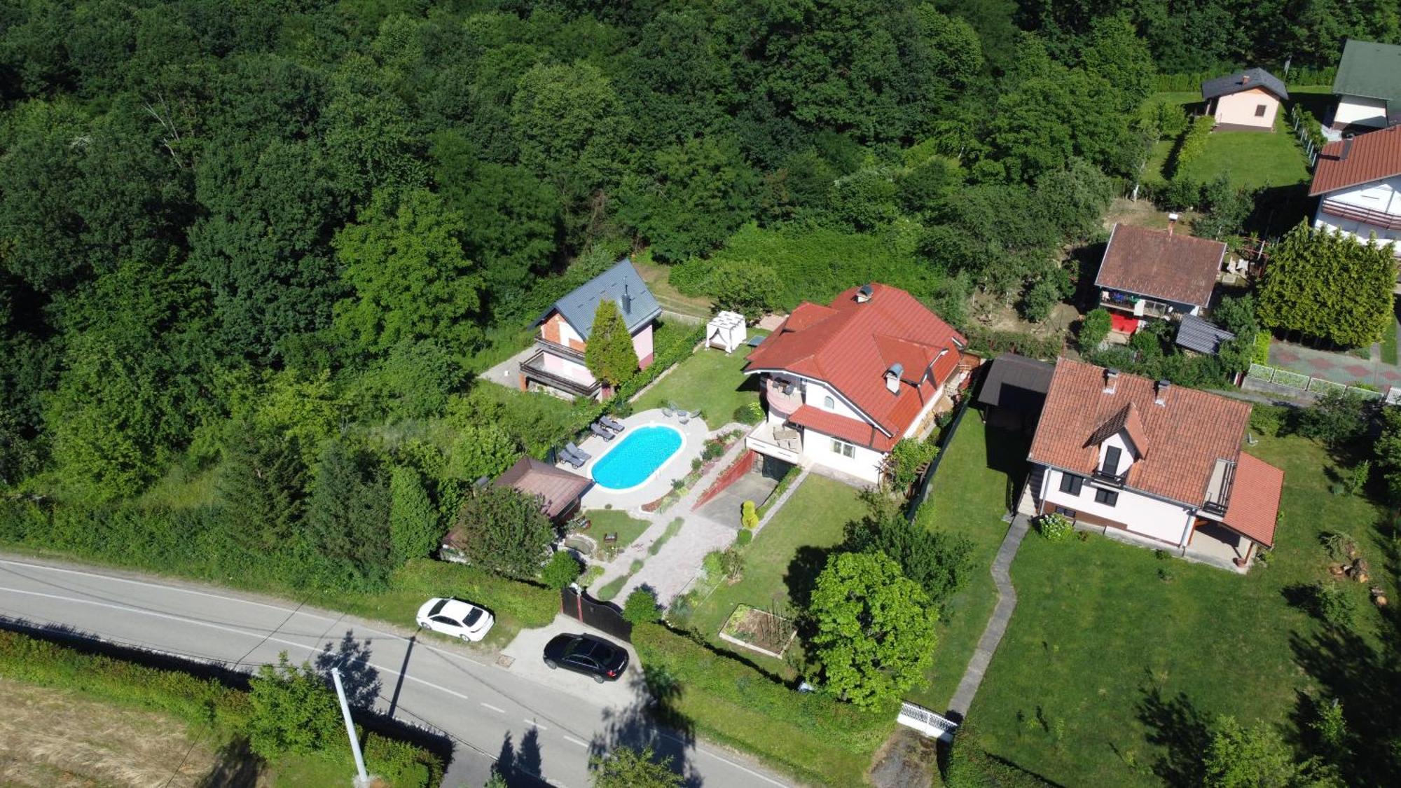Villa Katarina With Pool Banja Luka Eksteriør billede