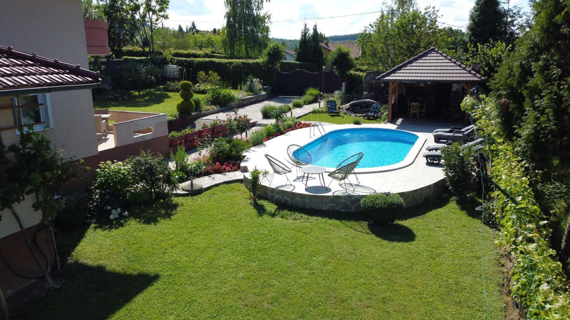 Villa Katarina With Pool Banja Luka Eksteriør billede