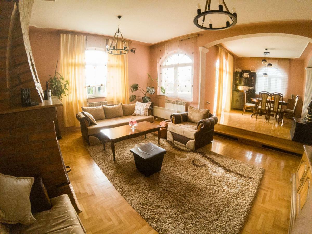 Villa Katarina With Pool Banja Luka Eksteriør billede