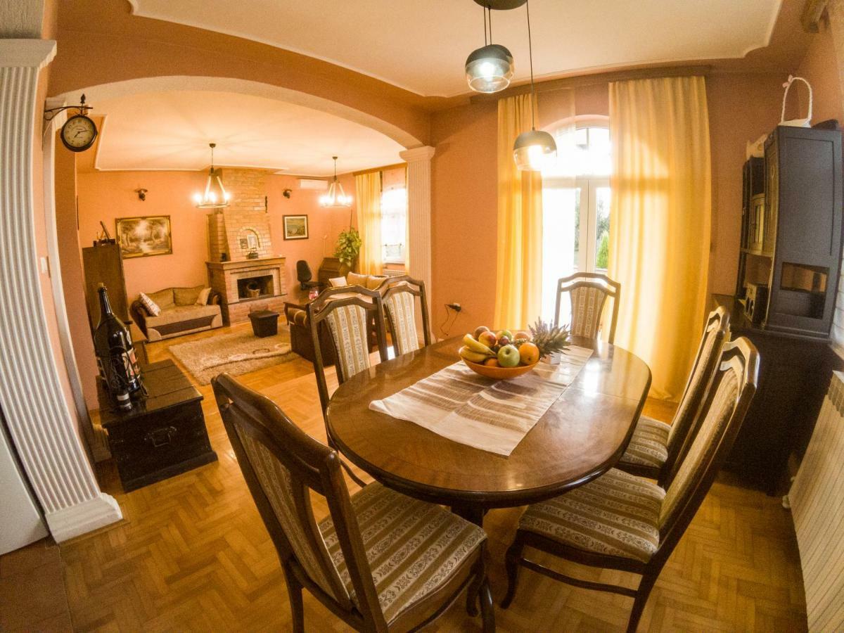 Villa Katarina With Pool Banja Luka Eksteriør billede