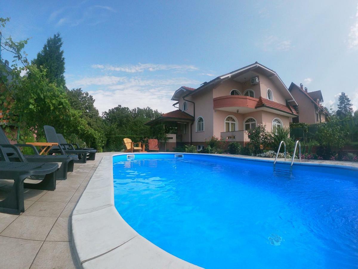 Villa Katarina With Pool Banja Luka Eksteriør billede